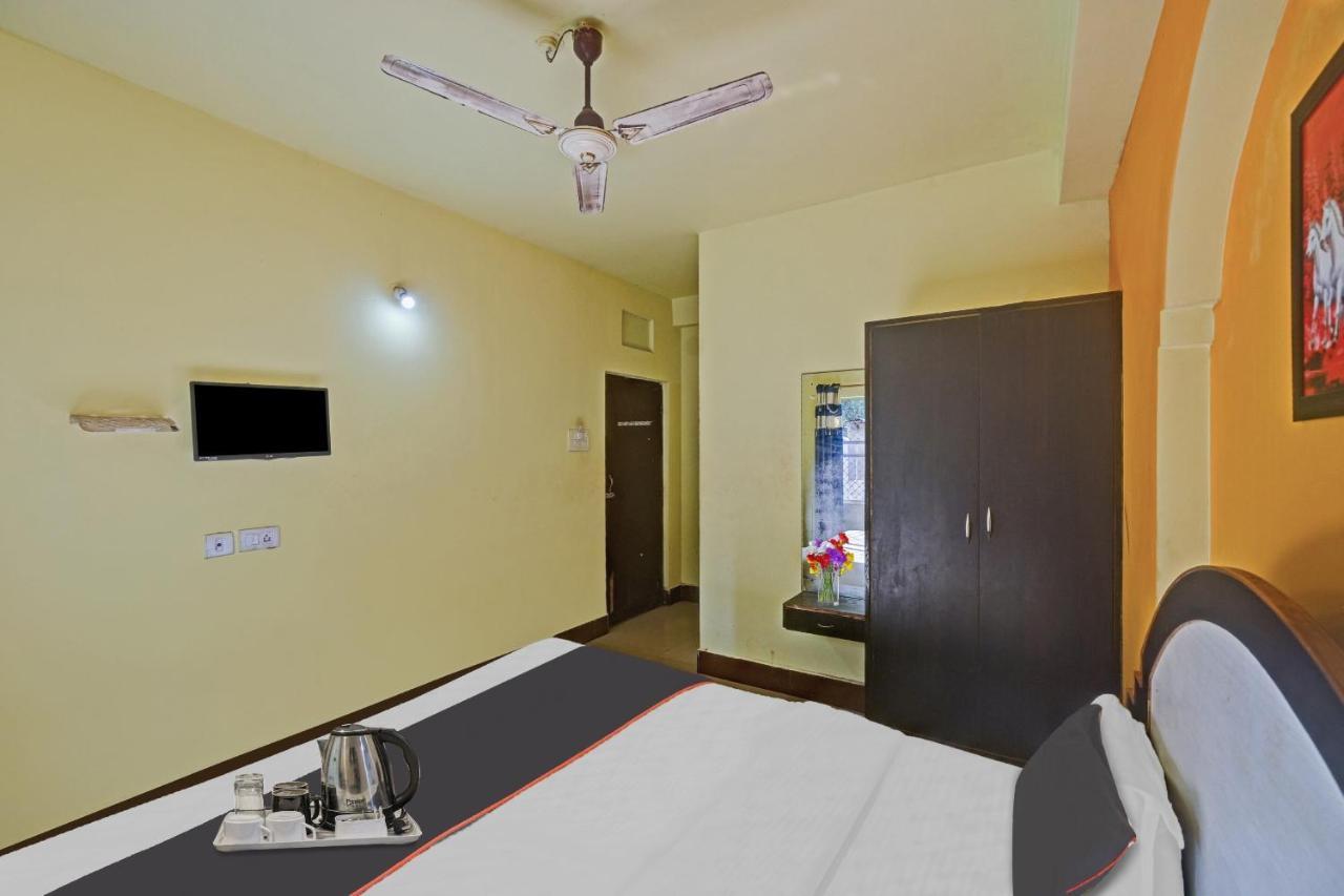 Collection O Shree Bhumi Hotel Puri Exterior photo
